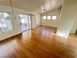 Photo #6: 2668662 Listing 