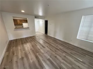 Photo #2: 2668663 Listing 