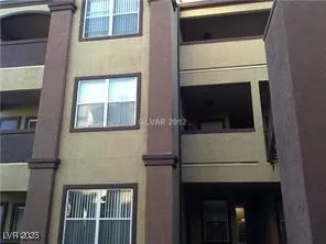 Photo #1: 2668677 Listing 