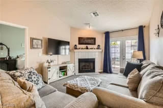 Photo #6: 2668701 Listing