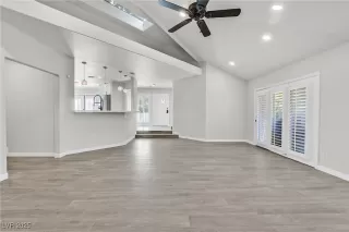 Photo #2: 2668734 Listing