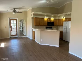 Photo #2: 2668743 Listing 