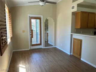 Photo #3: 2668743 Listing 