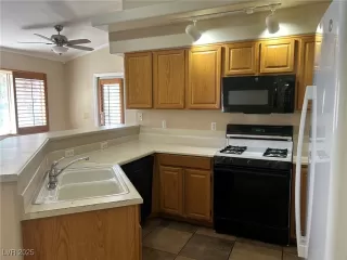 Photo #5: 2668743 Listing 