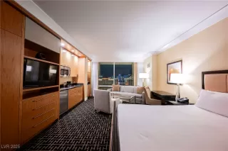 Photo #5: 2668857 Listing 