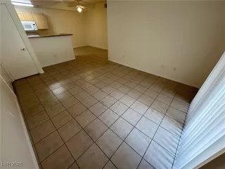 Photo #4: 2668863 Listing 