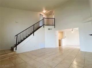 Photo #2: 2668942 Listing 