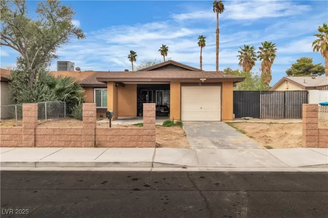 MLS: 2668950 Condo For Sale
