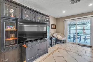 Photo #3: 2668950 Listing 