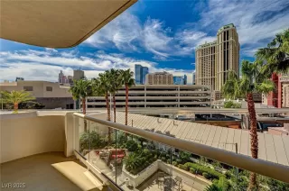 Photo #6: 2669022 Listing