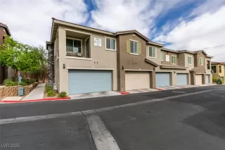 Photo #1: 2669041 Listing