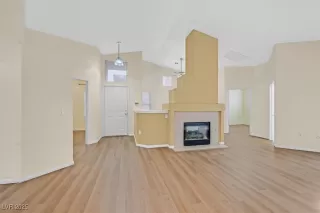 Photo #2: 2669076 Listing 