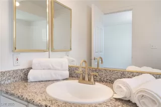 Photo #4: 2669088 Listing