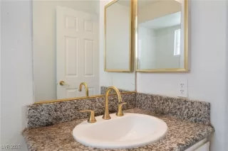 Photo #6: 2669088 Listing