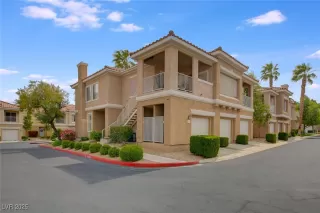 Photo #1: 2669104 Listing 