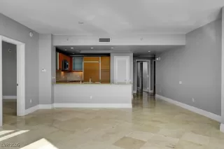 Photo #5: 2669109 Listing 