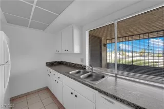 Photo #2: 2669116 Listing