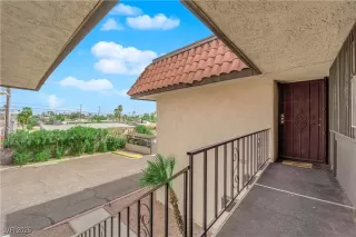 Photo #3: 2669116 Listing