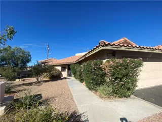 Photo #1: 2669156 Listing 