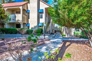 Photo #1: 2669186 Listing 