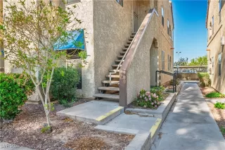 Photo #2: 2669186 Listing 