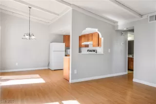 Photo #5: 2669186 Listing 