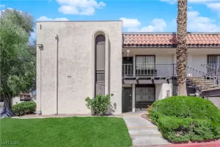 Photo #3: 2669187 Listing 