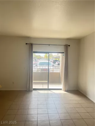 Photo #1: 2669188 Listing 