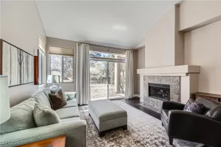 Photo #4: 2669200 Listing 