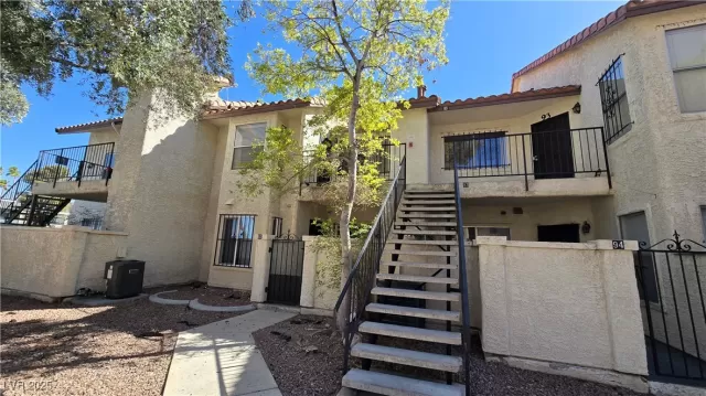 MLS: 2669229 Condo For Sale