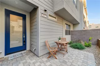 Photo #2: 2669258 Listing 