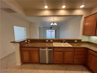 Photo #6: 2669259 Listing 