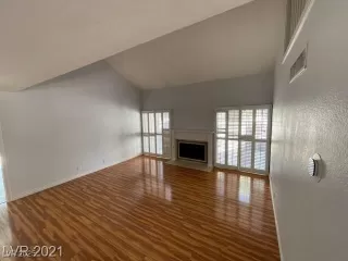 Photo #1: 2669291 Listing