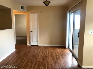 Photo #3: 2669304 Listing