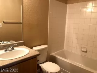 Photo #5: 2669304 Listing