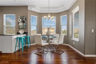 Photo #4: 2669318 Listing