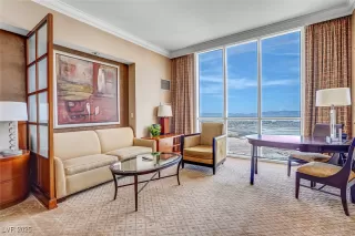 Photo #5: 2669325 Listing