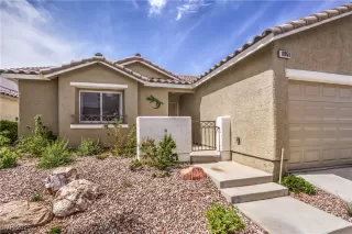 Photo #2: 2669407 Listing