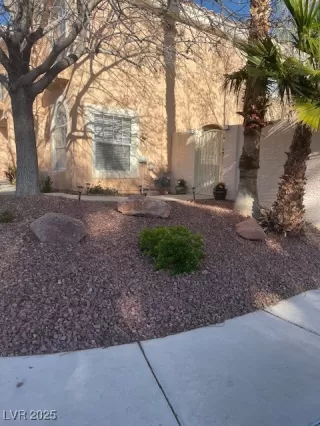 Photo #4: 2669415 Listing