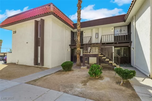 MLS: 2669416 Condo For Sale