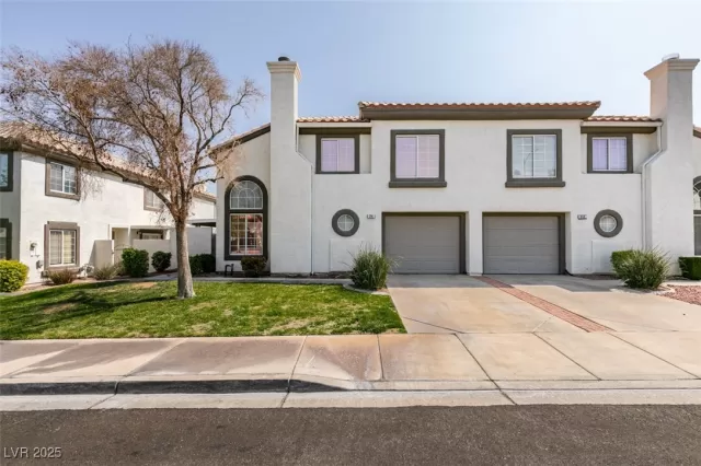 MLS: 2669436 Condo For Sale