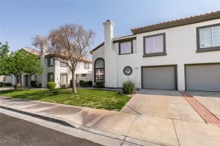 Photo #1: 2669436 Listing 