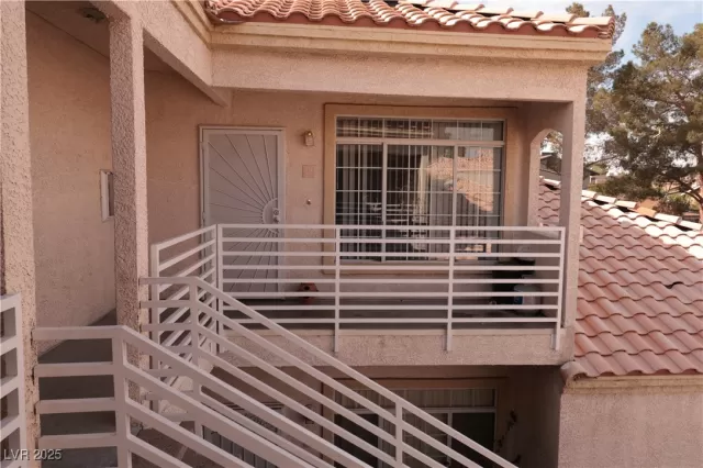 MLS: 2669449 Condo For Sale