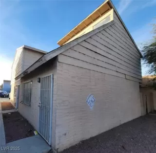 Photo #1: 2669474 Listing 