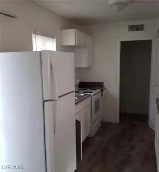 Photo #2: 2669474 Listing 