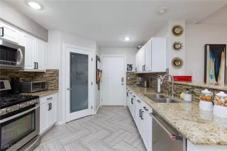 Photo #6: 2669479 Listing 