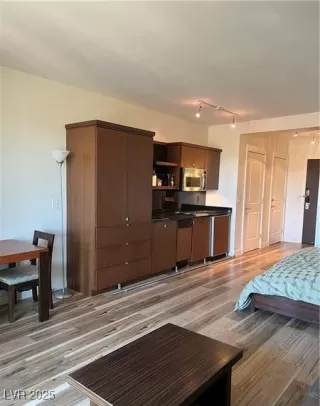 Photo #1: 2669483 Listing 