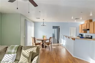 Photo #4: 2669511 Listing 