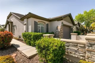 Photo #1: 2669514 Listing 