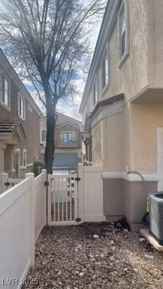 Photo #4: 2669518 Listing